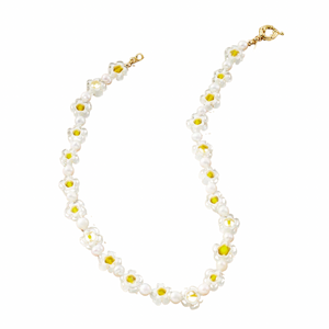 Daisy Pearl Necklace